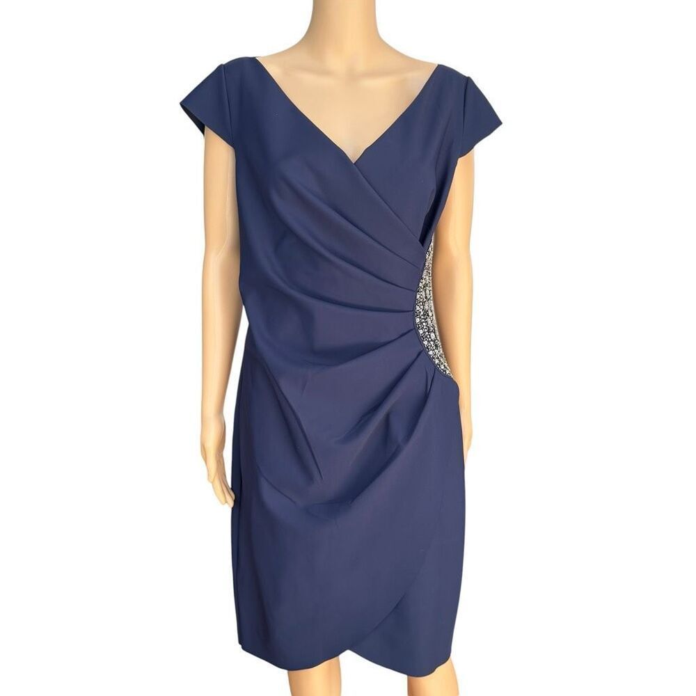 Alex Evenings Petite Beaded Ruched Sheath Dress Navy side embellishment sz 10